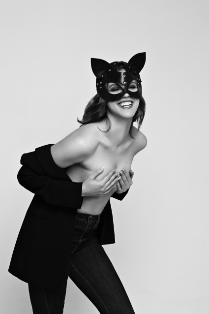 Заказать фотосессию в стиле Ню - в 2-х образах от сети фотостудии Fashion Box
 – фото № 2