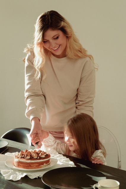 Заказать семейную фотосессию в студии с детьми - сеть фотостудий  Fashion Box – фото № 18