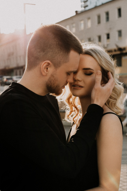 Заказать фотосессию Love Story - в студии по доступной цене от компании Fashion Box

 – фото № 10