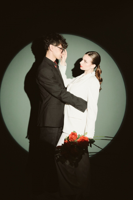 Заказать фотосессию Love Story - в студии по доступной цене от компании Fashion Box

 – фото № 17