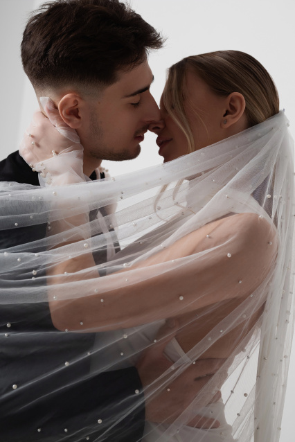 Свадебная фотосессия в Москве — стиль, чувства и незабываемые кадры – фото № 2