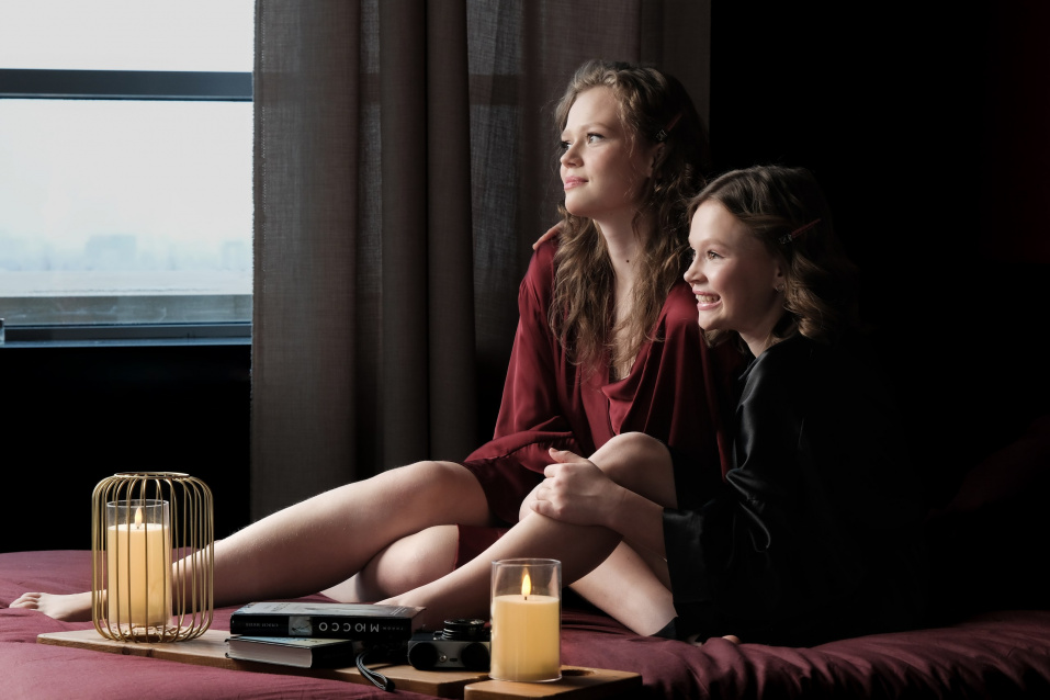 Заказать семейную фотосессию в студии с детьми - сеть фотостудий  Fashion Box – фото № 14