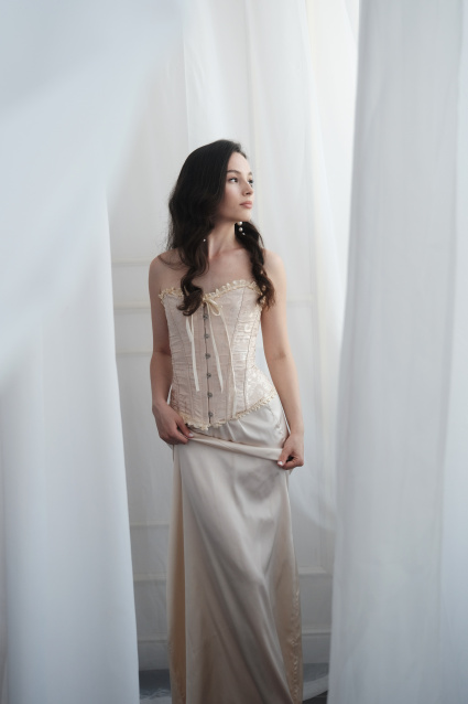 Заказать индивидуальную фотосессию в 2-х образах в Москве - по выгодным ценам от компании Fashion Box

 – фото № 9