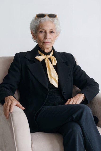 Заказать индивидуальную фотосессию в 2-х образах в Москве - по выгодным ценам от компании Fashion Box

 – фото № 17