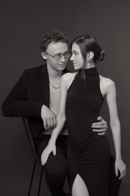 Заказать фотосессию Love Story - в студии по доступной цене от компании Fashion Box

 – фото № 11